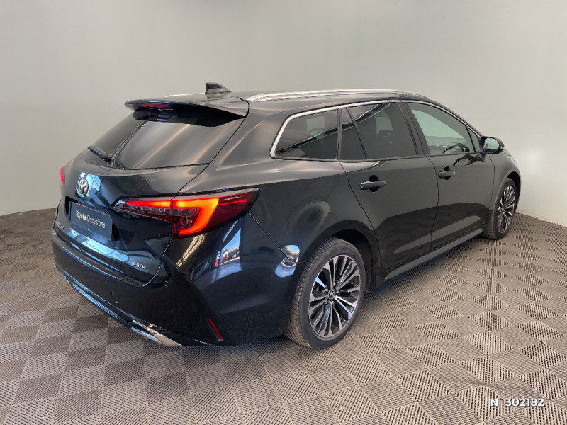 Toyota Corolla Corolla Touring Sports Hybride 140ch Design  occasion � Beauvais - photo n�4