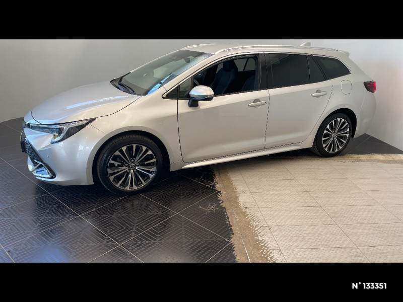 Toyota Corolla Corolla Touring Sports Hybride 140ch Design  occasion � Jaux - photo n�2
