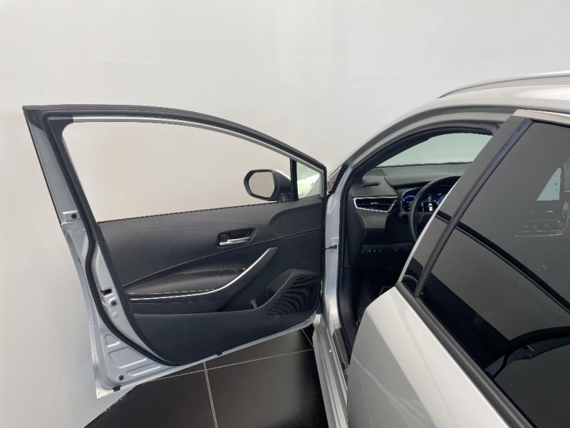 Toyota Corolla Corolla Touring Sports Hybride 140ch Design  occasion � Jaux - photo n�19