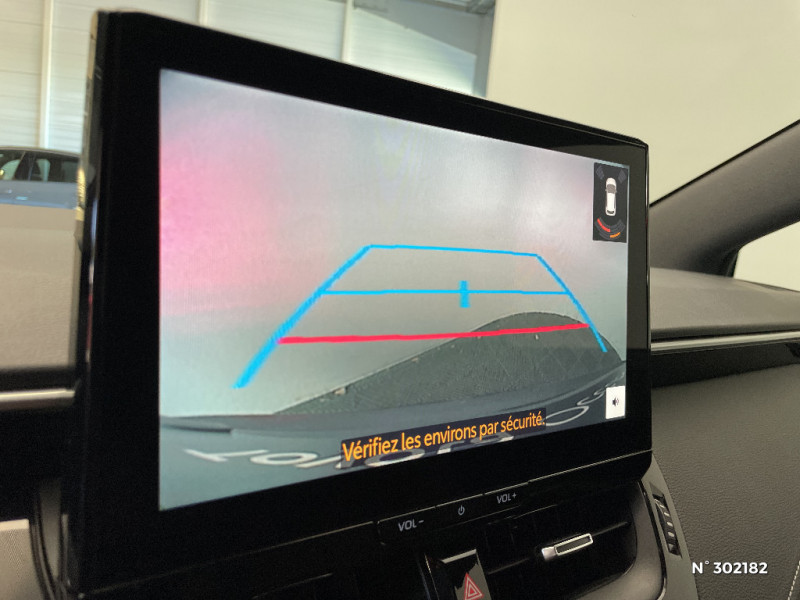 Toyota Corolla Corolla Touring Sports Hybride 140ch Design  occasion � Beauvais - photo n�14