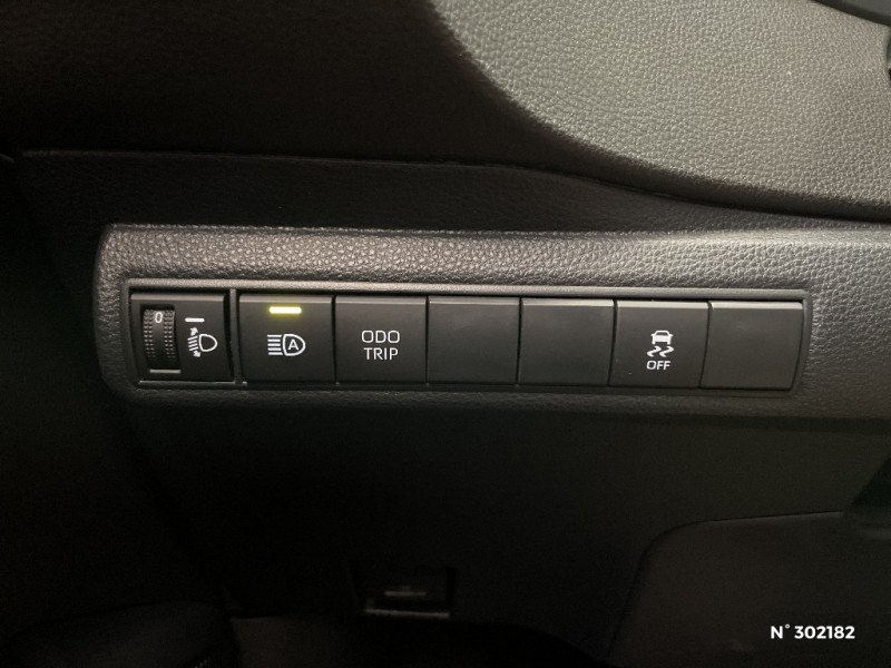 Toyota Corolla Corolla Touring Sports Hybride 140ch Design  occasion � Beauvais - photo n�15