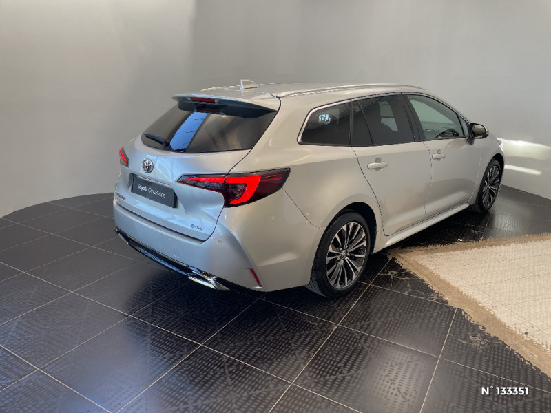 Toyota Corolla Corolla Touring Sports Hybride 140ch Design  occasion � Jaux - photo n�4