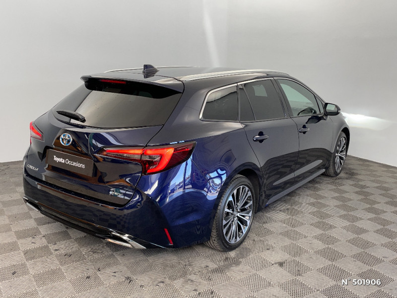Toyota Corolla Corolla Touring Sports Hybride 140ch Design  occasion � Saint-Quentin - photo n�4