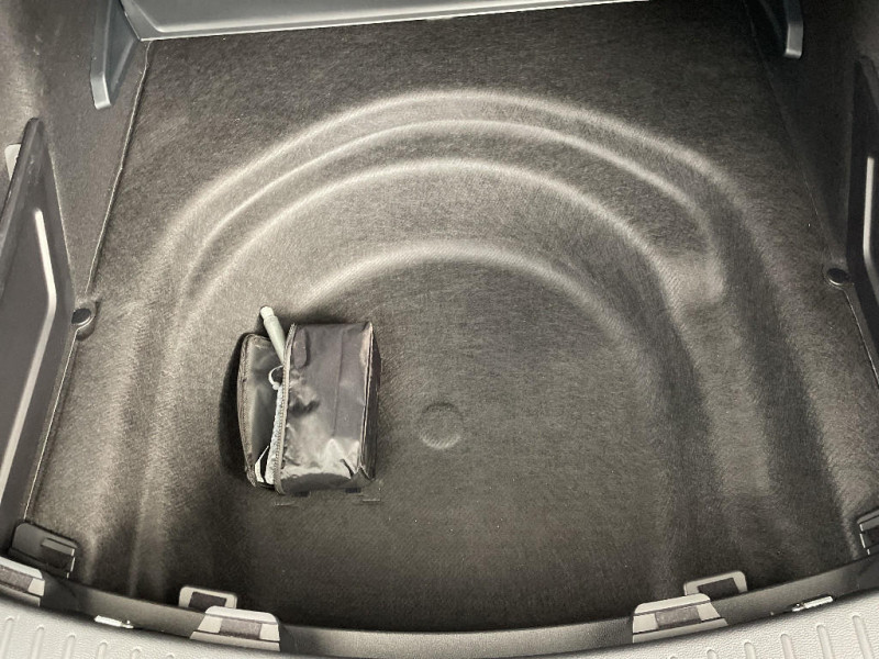 Toyota Corolla Corolla Touring Sports Hybride 140ch Design  occasion � Saint-Quentin - photo n�17