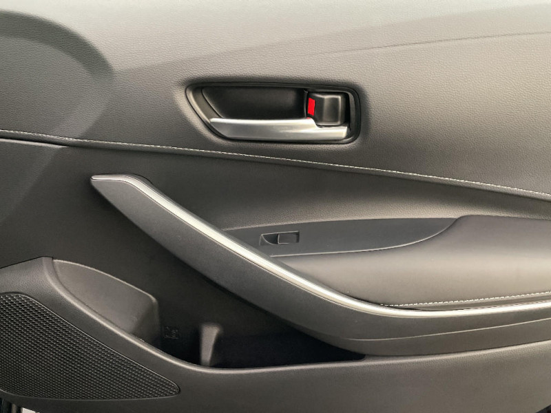 Toyota Corolla Corolla Touring Sports Hybride 140ch Design  occasion � Amiens - photo n�20