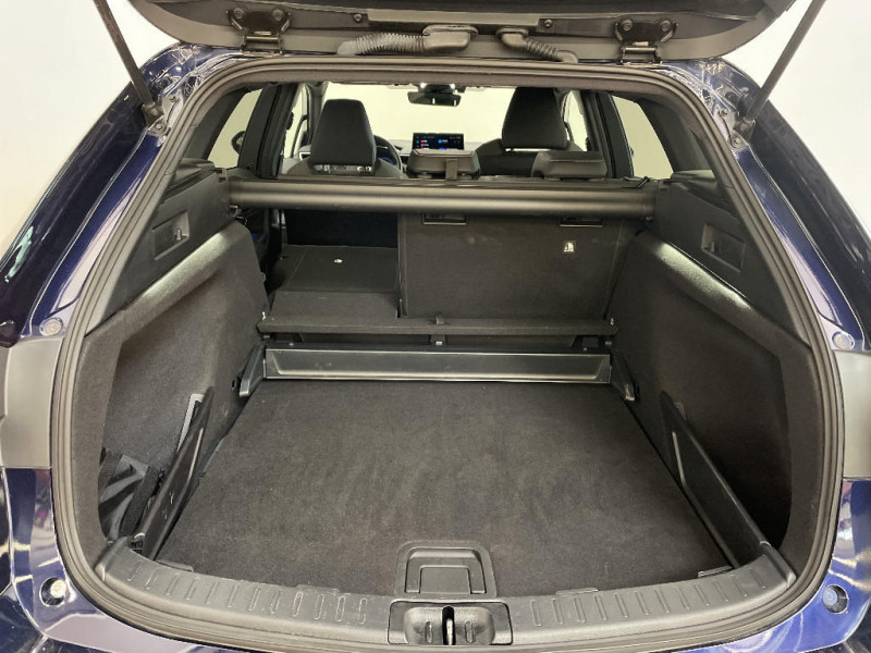 Toyota Corolla Corolla Touring Sports Hybride 140ch Design  occasion � Amiens - photo n�16
