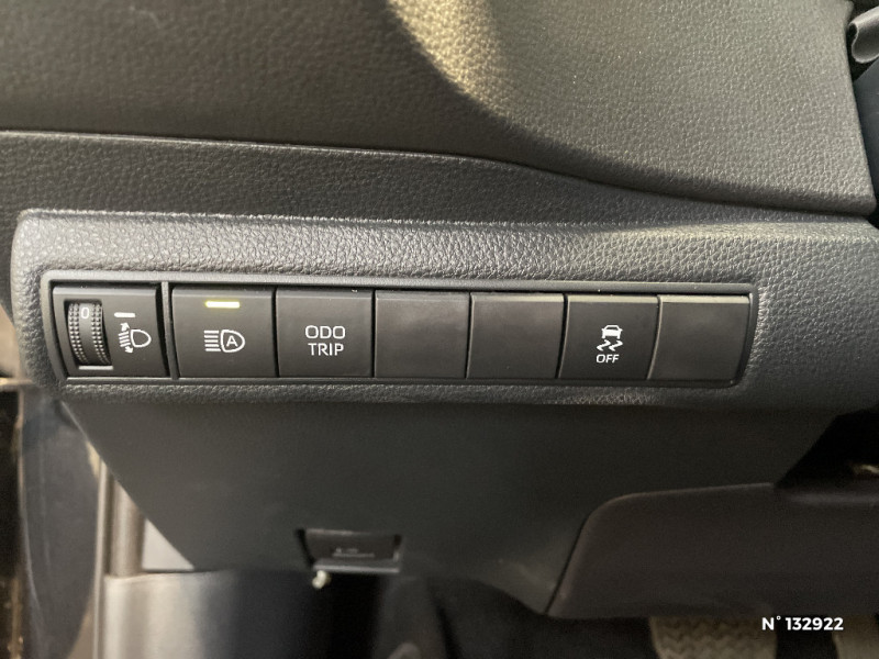 Toyota Corolla Corolla Touring Sports Hybride 140ch Design  occasion � Jaux - photo n�15