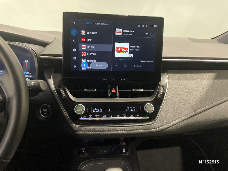 Toyota Corolla Corolla Touring Sports Hybride 140ch Design  occasion � Jaux - photo n�13