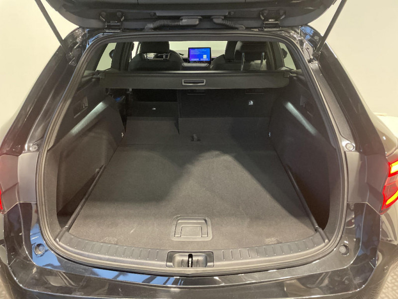 Toyota Corolla Corolla Touring Sports Hybride 140ch Design  occasion � Jaux - photo n�16