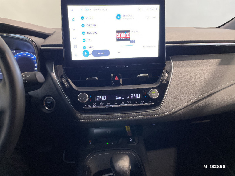 Toyota Corolla Corolla Touring Sports Hybride 140ch Design  occasion � Jaux - photo n�13