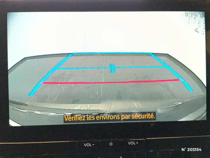 Toyota Corolla Corolla Touring Sports Hybride 140ch Design  occasion � Saint-Maximin - photo n�14