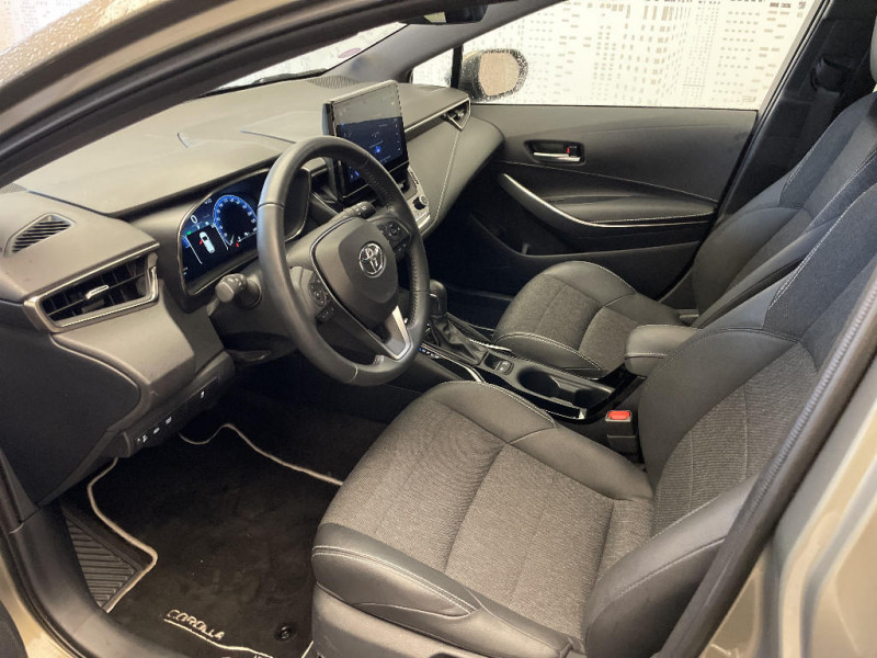 Toyota Corolla Corolla Touring Sports Hybride 140ch Design  occasion � Saint-Maximin - photo n�18