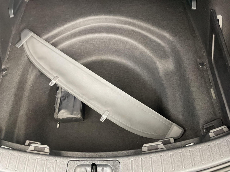 Toyota Corolla Corolla Touring Sports Hybride 140ch Design  occasion � Saint-Quentin - photo n�17