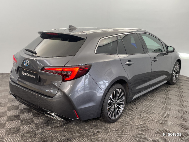 Toyota Corolla Corolla Touring Sports Hybride 140ch Design  occasion � Saint-Quentin - photo n�4