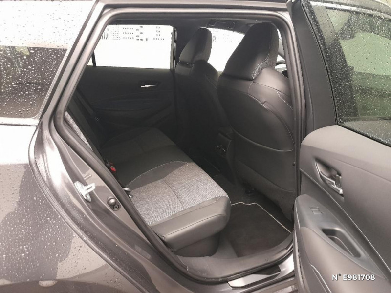 Toyota Corolla Corolla Touring Sports Hybride 140ch Design  occasion  Saint-Maximin - photo n11