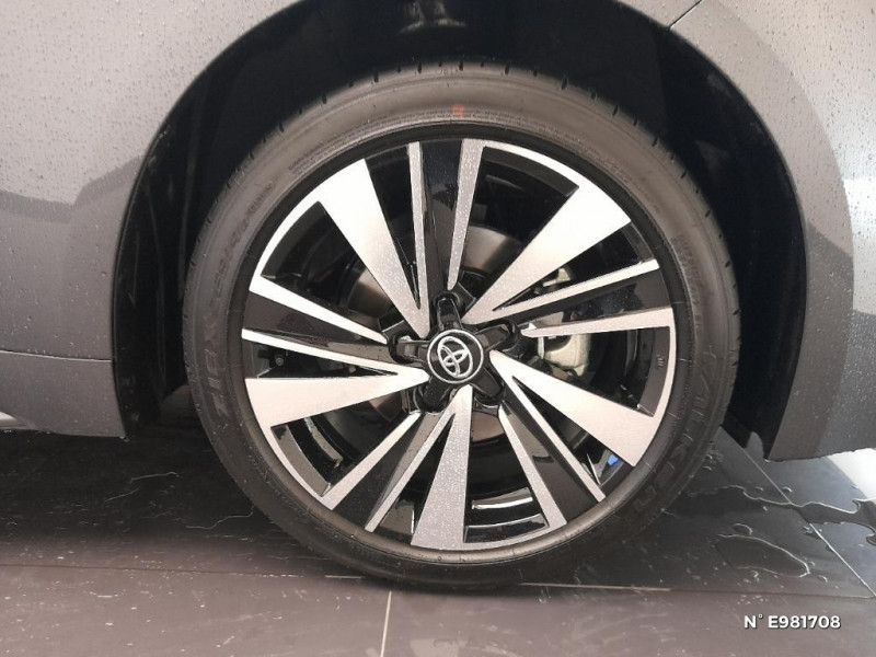 Toyota Corolla Corolla Touring Sports Hybride 140ch Design  occasion  Saint-Maximin - photo n8