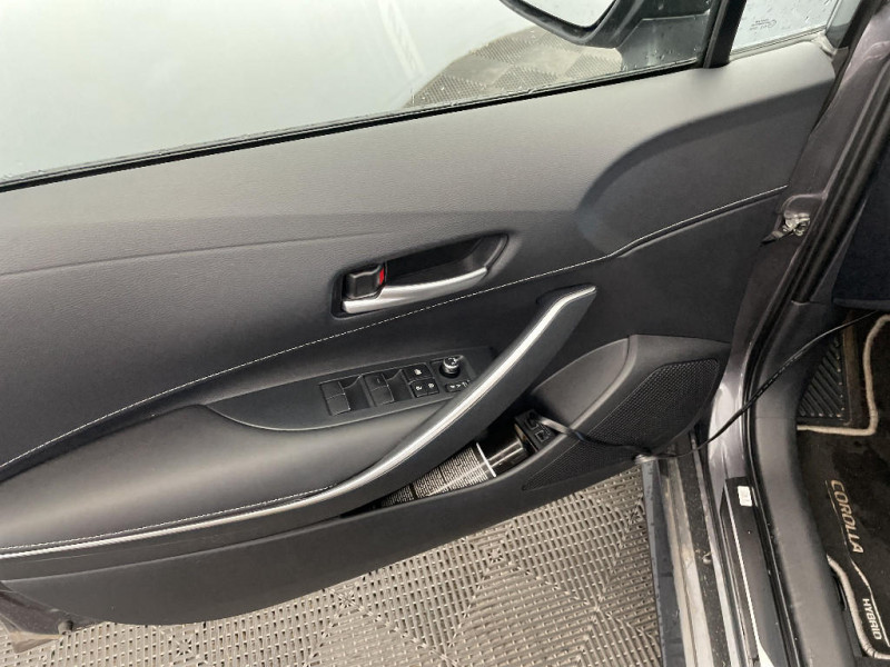 Toyota Corolla Corolla Touring Sports Hybride 140ch Design  occasion � Saint-Quentin - photo n�19