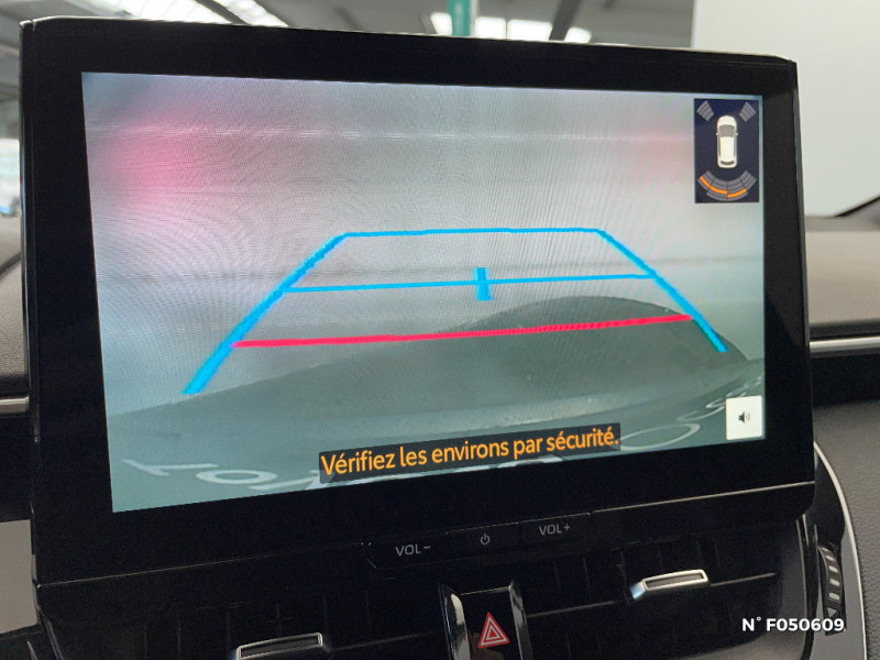 Toyota Corolla Corolla Touring Sports Hybride 140ch Design  occasion � Saint-Quentin - photo n�14