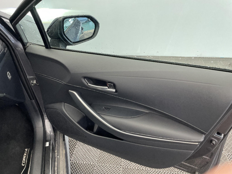 Toyota Corolla Corolla Touring Sports Hybride 140ch Design  occasion � Saint-Quentin - photo n�20