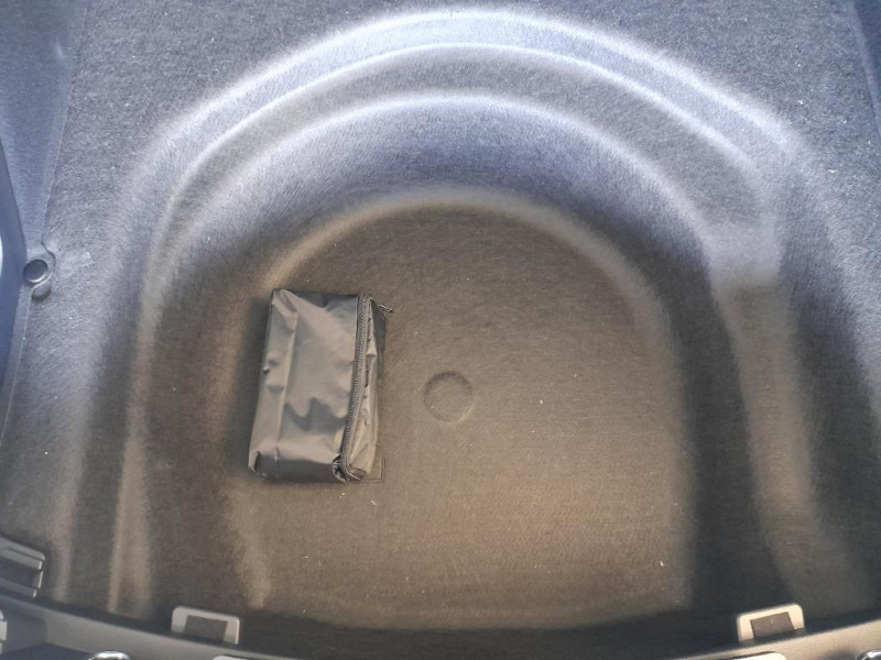 Toyota Corolla Corolla Touring Sports Hybride 140ch Design  occasion � Saint-Maximin - photo n�17