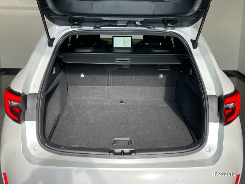 Toyota Corolla Corolla Touring Sports Hybride 140ch Design  occasion  Saint-Maximin - photo n7