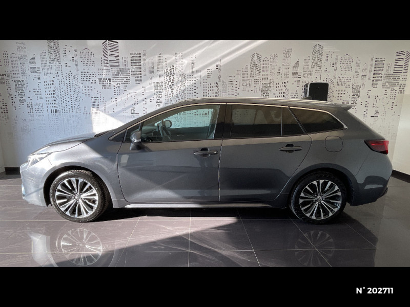 Toyota Corolla Corolla Touring Sports Hybride 140ch Design  occasion  Saint-Maximin - photo n2