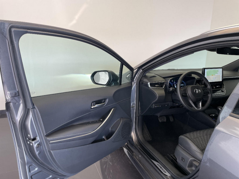 Toyota Corolla Corolla Touring Sports Hybride 140ch Design  occasion  Saint-Maximin - photo n19