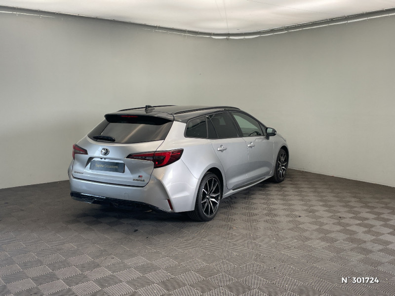 Toyota Corolla Corolla Touring Sports Hybride 140ch GR Sport  occasion  Beauvais - photo n4