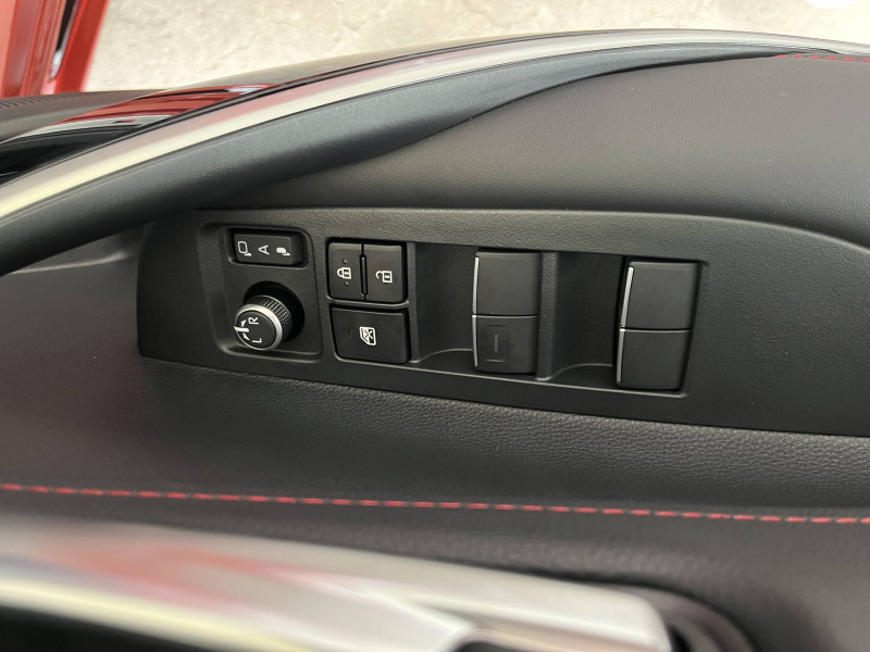 Toyota Corolla Corolla Touring Sports Hybride 178ch GR Sport 5p  occasion  Montauban - photo n4