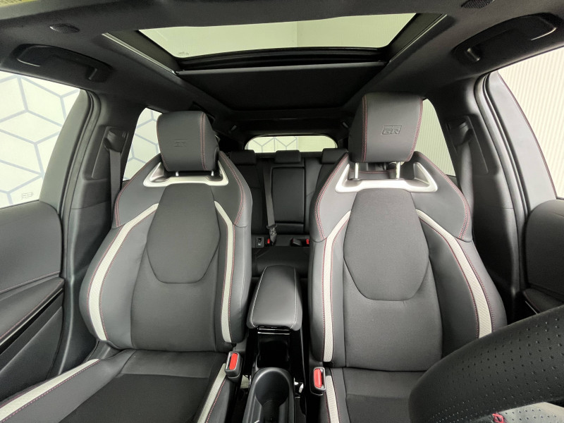 Toyota Corolla Corolla Touring Sports Hybride 178ch GR Sport 5p  occasion  Montauban - photo n2