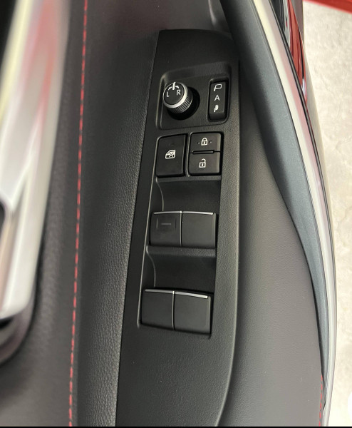 Toyota Corolla Corolla Touring Sports Hybride 178ch GR Sport 5p  occasion  Montauban - photo n4