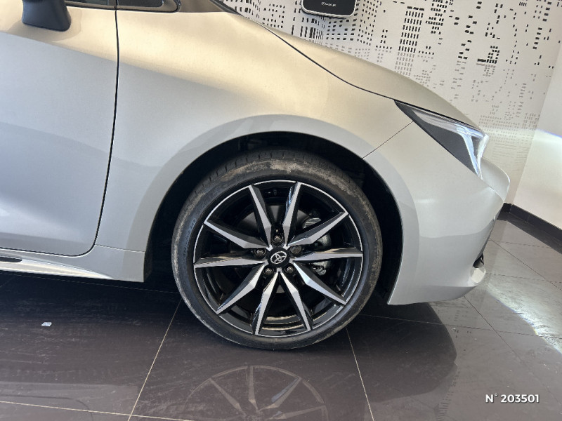 Toyota Corolla Corolla Touring Sports Hybride 178ch GR Sport  occasion � Saint-Maximin - photo n�8