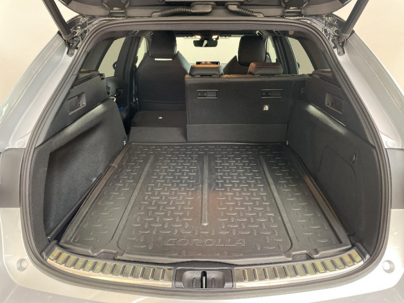 Toyota Corolla Corolla Touring Sports Hybride 184h Collection  occasion � Amiens - photo n�16