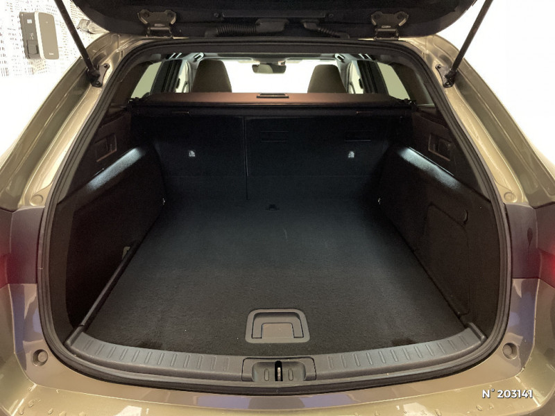 Toyota Corolla Corolla Touring Sports Hybride 184h Trek  occasion  Saint-Maximin - photo n7