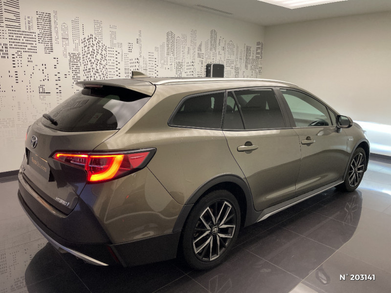Toyota Corolla Corolla Touring Sports Hybride 184h Trek  occasion  Saint-Maximin - photo n4