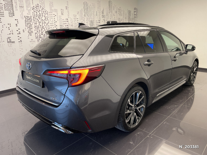 Toyota Corolla Corolla Touring Sports Hybride 196ch Collection  occasion � Saint-Maximin - photo n�4