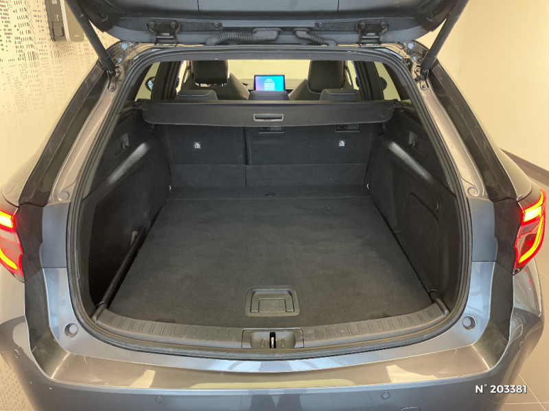 Toyota Corolla Corolla Touring Sports Hybride 196ch Collection  occasion � Saint-Maximin - photo n�7