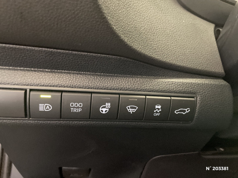 Toyota Corolla Corolla Touring Sports Hybride 196ch Collection  occasion � Saint-Maximin - photo n�15