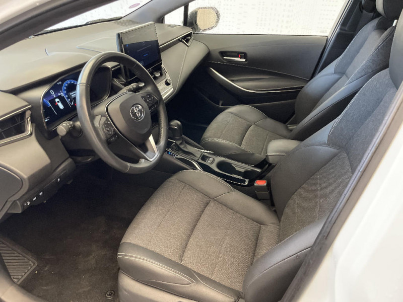 Toyota Corolla Corolla Touring Sports Hybride 196ch Design  occasion � Saint-Maximin - photo n�18