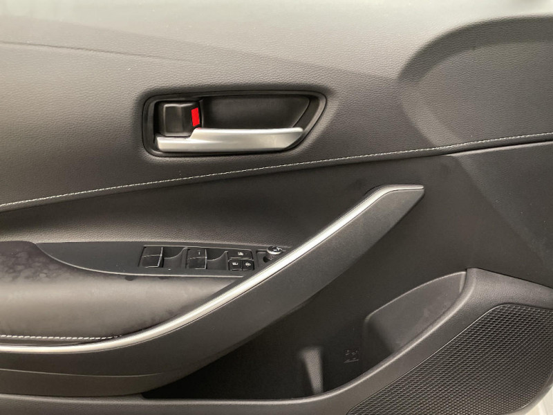 Toyota Corolla Corolla Touring Sports Hybride 196ch Design  occasion � Rivery - photo n�19