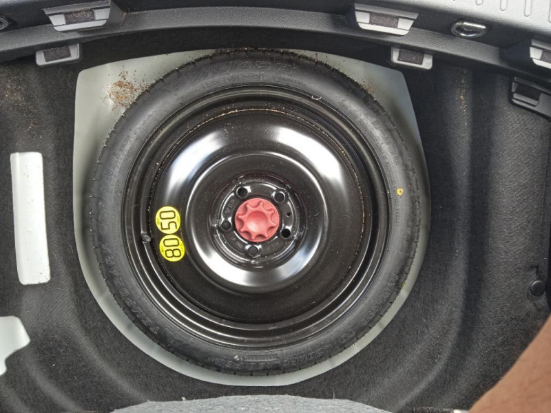 Toyota Corolla Corolla Touring Sports Hybride 196ch Design  occasion  Neufchtel-en-Bray - photo n17