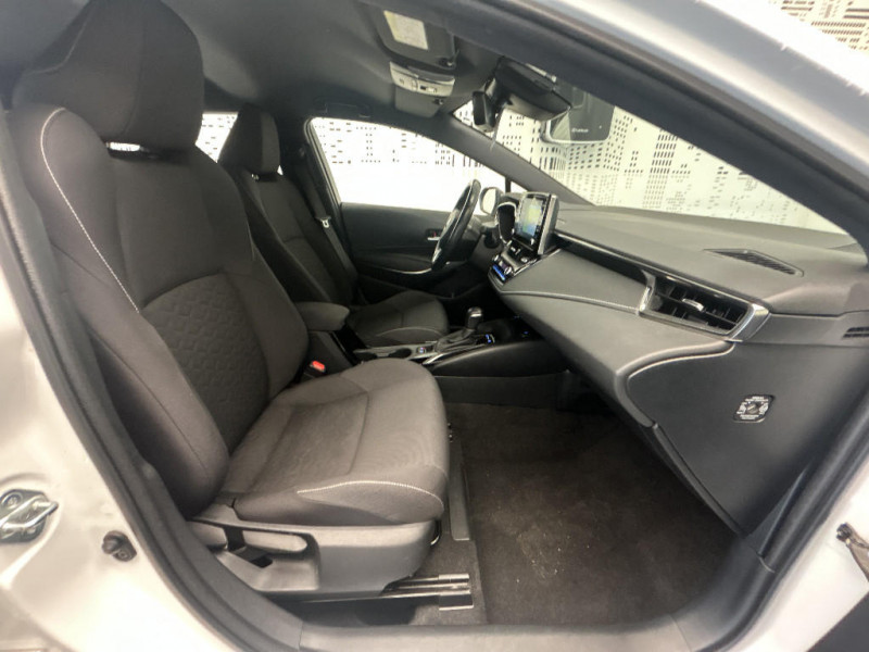 Toyota Corolla Corolla Touring Sports Pro Hybride 122h Dynamic Business (av  occasion � Saint-Maximin - photo n�18