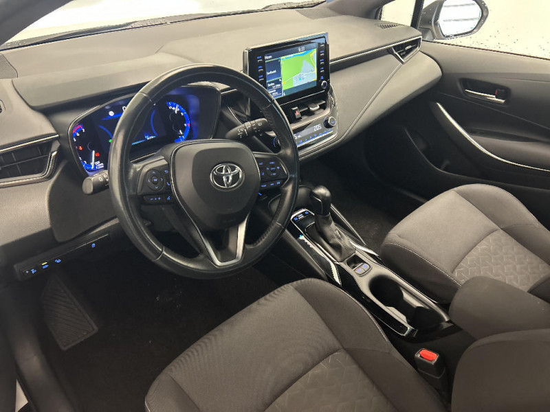 Toyota Corolla Corolla Touring Sports Pro Hybride 122h Dynamic Business (av  occasion � Saint-Maximin - photo n�17