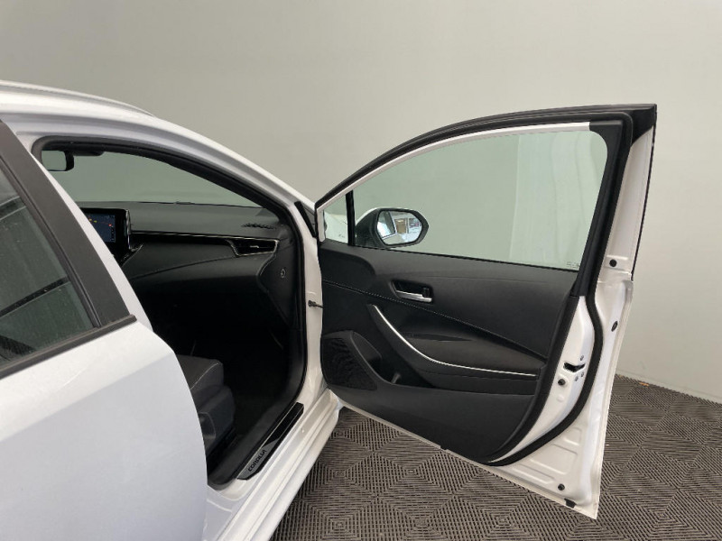 Toyota Corolla Corolla Touring Sports Pro Hybride 122h Dynamic Business + P  occasion � Beauvais - photo n�20