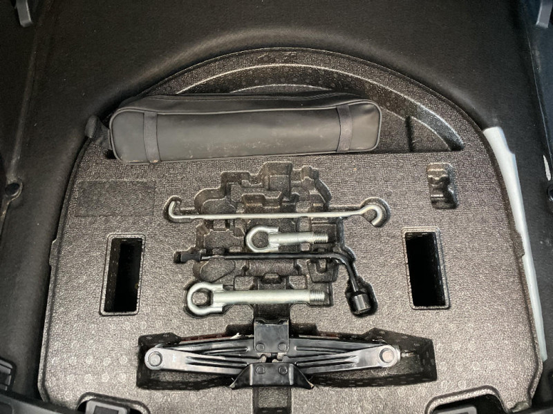 Toyota Corolla Corolla Touring Sports Pro Hybride 122h Dynamic Business + P  occasion � Beauvais - photo n�17