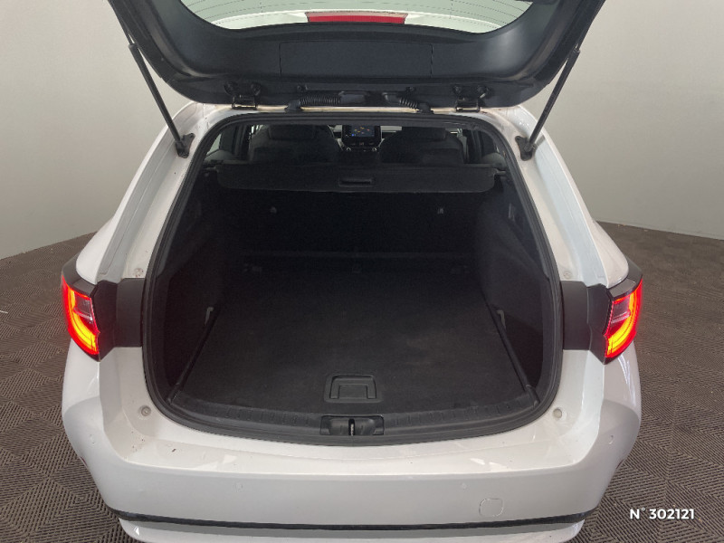 Toyota Corolla Corolla Touring Sports Pro Hybride 122h Dynamic Business + P  occasion � Beauvais - photo n�7