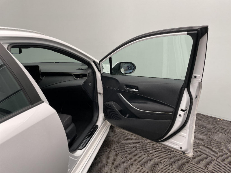 Toyota Corolla Corolla Touring Sports Pro Hybride 122h Dynamic Business + P  occasion � Beauvais - photo n�20