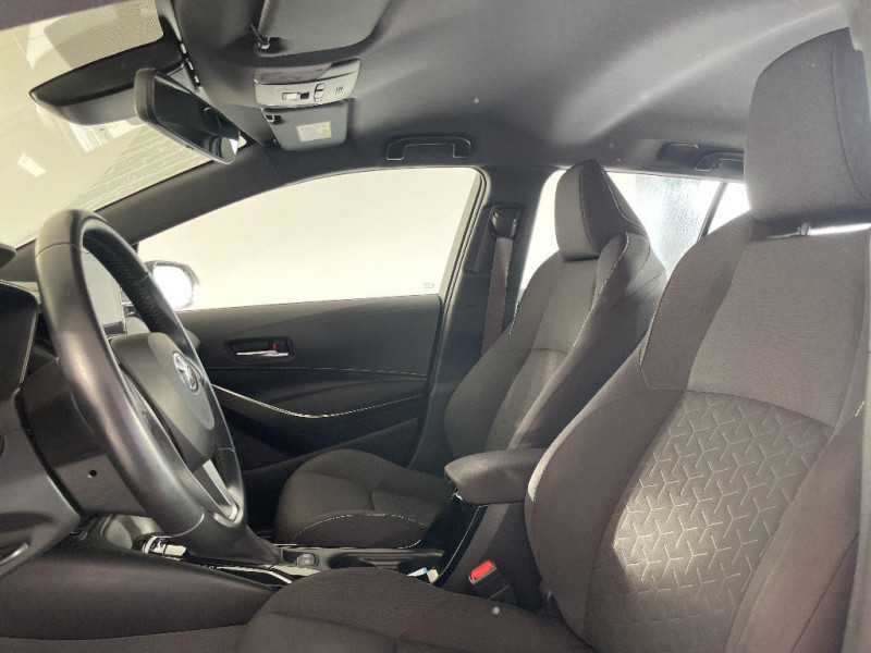 Toyota Corolla Corolla Touring Sports Pro Hybride 122h Dynamic Business + P  occasion � Saint-Maximin - photo n�18