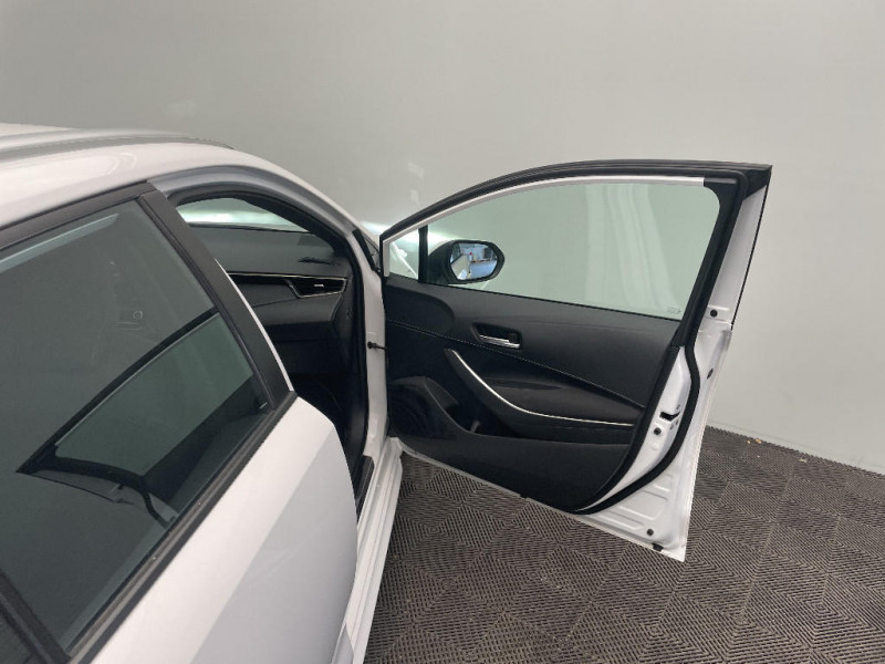 Toyota Corolla Corolla Touring Sports Pro Hybride 122h Dynamic Business + P  occasion � Beauvais - photo n�20