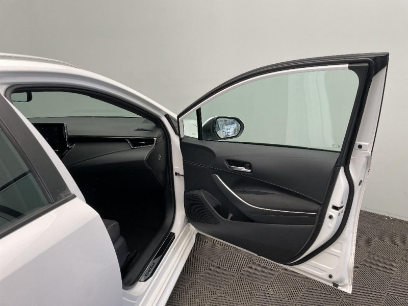 Toyota Corolla Corolla Touring Sports Pro Hybride 122h Dynamic Business + P  occasion � Beauvais - photo n�20